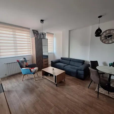 Doveja アパート ノヴィ・サド