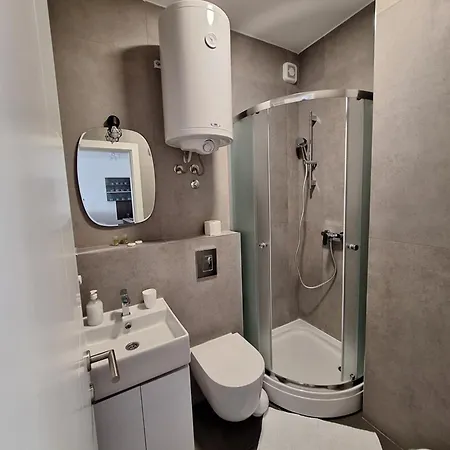Apartament Doveja *